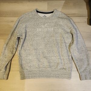 Hollister Women's Heather Gray Crewneck Sweater